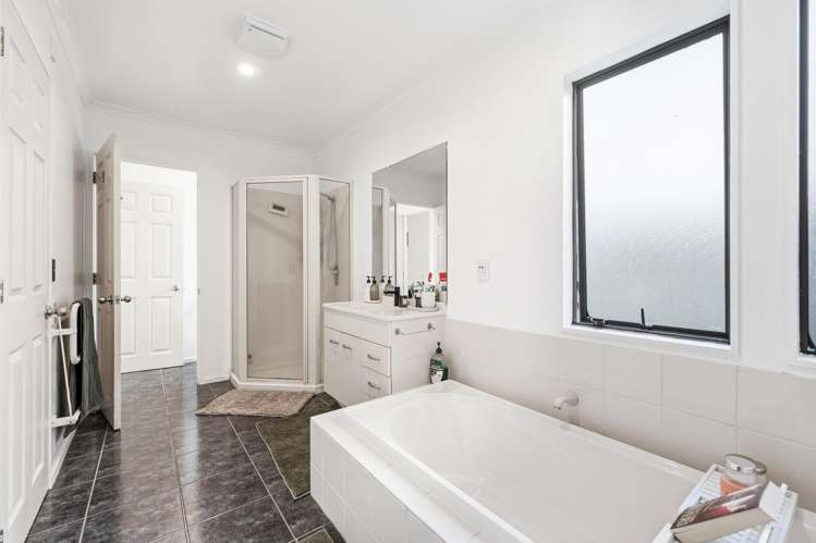 56 Garton Drive Massey_20