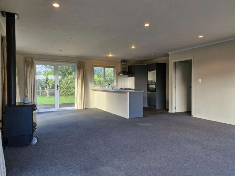 111 Glenpark Ave 2157_8