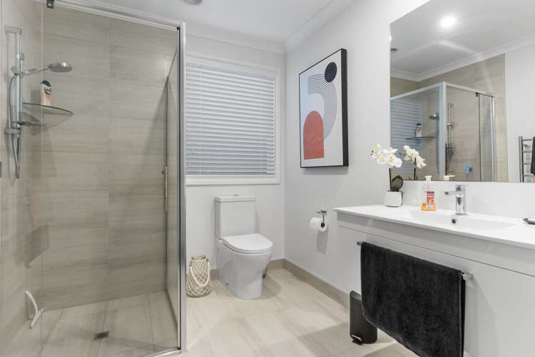 32 Awatira Drive Papamoa_12