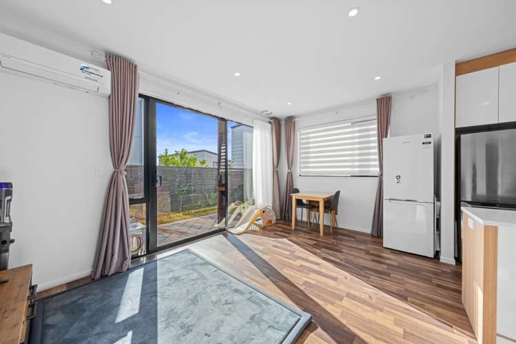 30 Tihema Lane Westgate_5