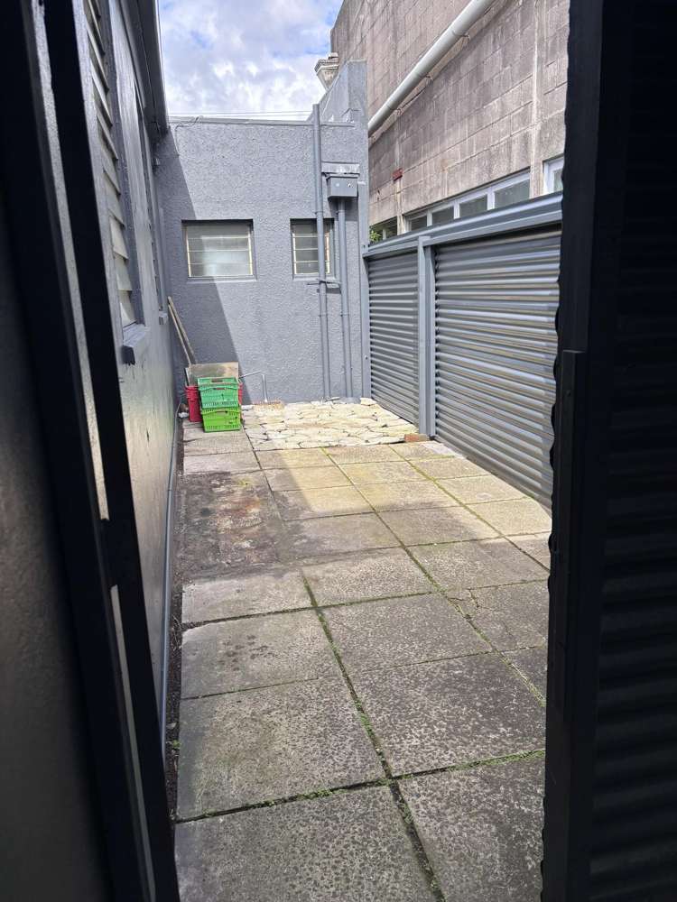 1 and 2/57 Carr Road Mt Roskill_3