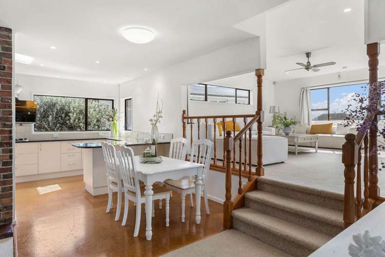 45 Bradbury Road Botany Downs_9