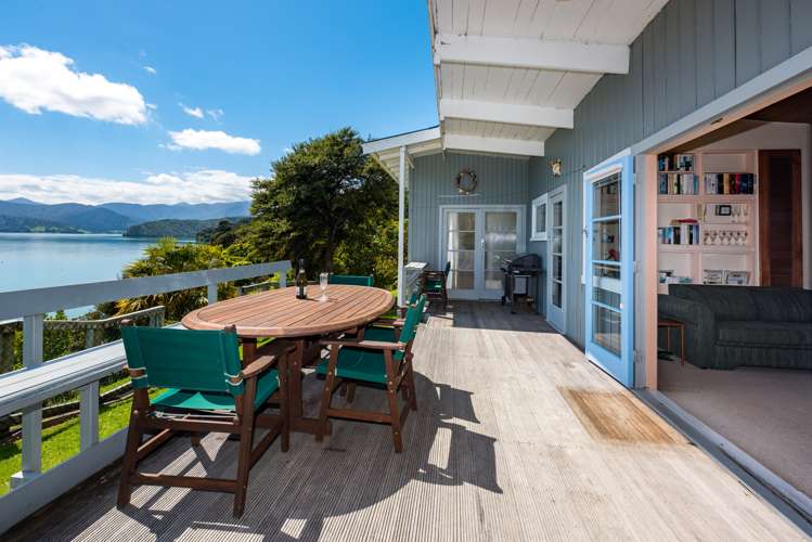 2453 Kenepuru Road Kenepuru Sound_21