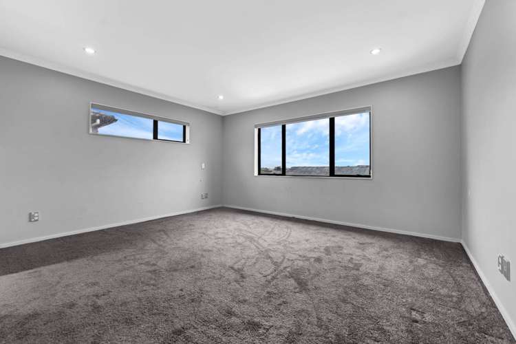 73C Robert Skelton Place Clendon Park_14