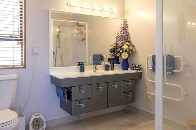 6 Maniapoto Grove Waipahihi_19