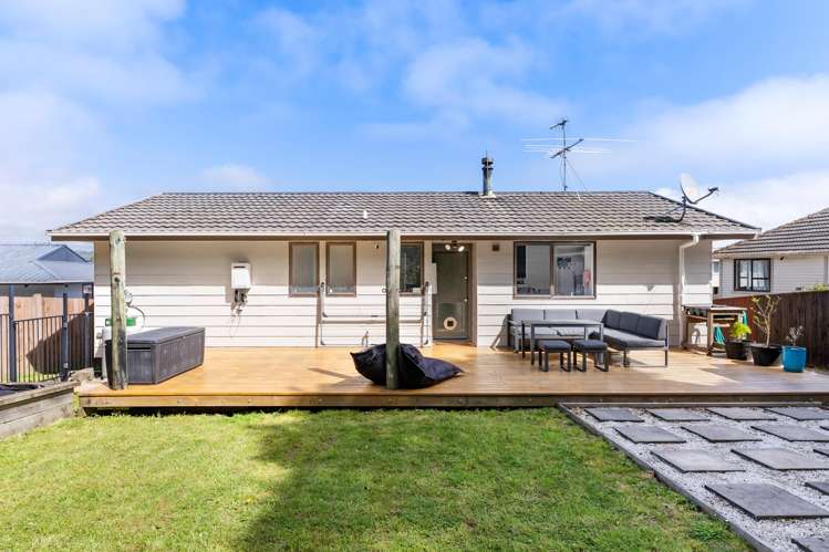 32 Owhiti Street Titahi Bay_11