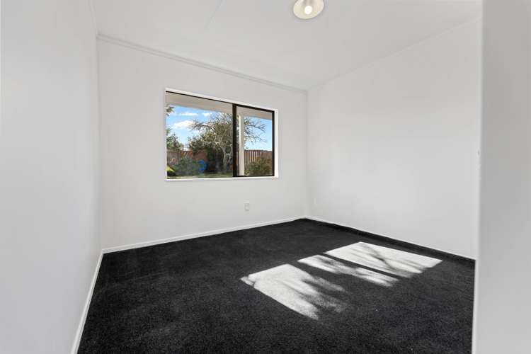 26 Kiddle Drive Hilltop_11