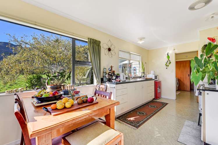 84 Loop Road East Takaka_6