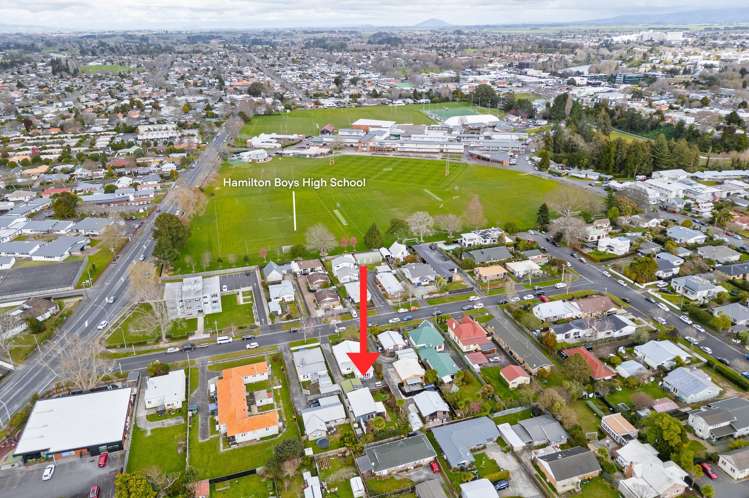 9 Frances Street Hamilton East_26