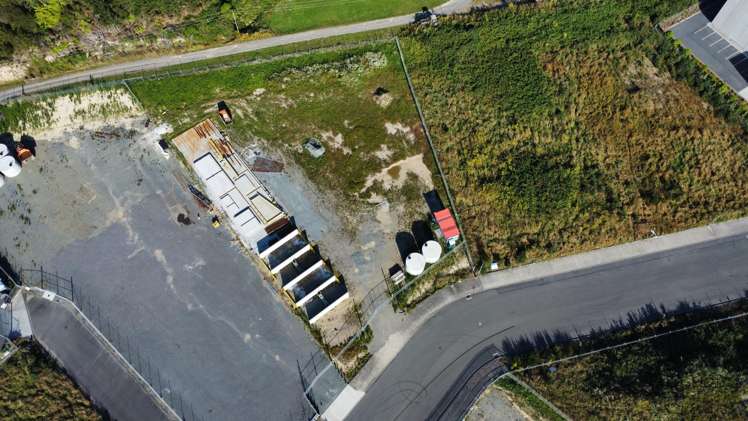 21 Thomas Neal Crescent Trentham_1