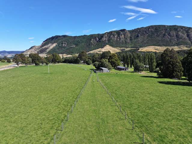 3730 Blackmount Redcliff Road Blackmount_2