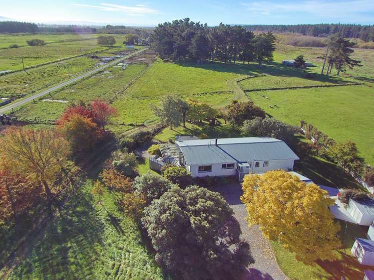 38 Woodend Beach Road Woodend_18