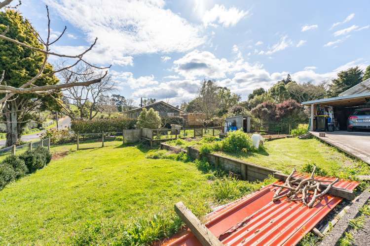 61 Victoria Street Waikino_19