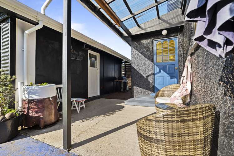 69 Domett Street Opunake_24