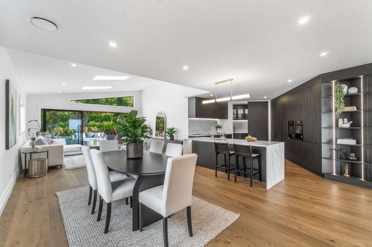 2/21 Eastcliffe Road_0