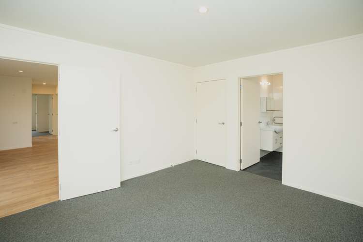 182a Tramway Road Enderley_9