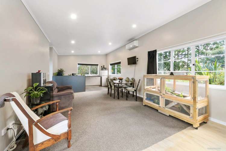 723 Waitakere Road Kumeu_18