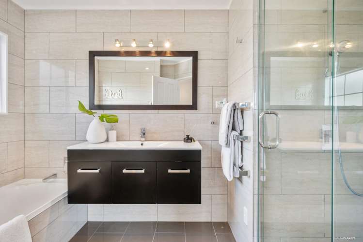 59 Nicholas Road Somerville_13