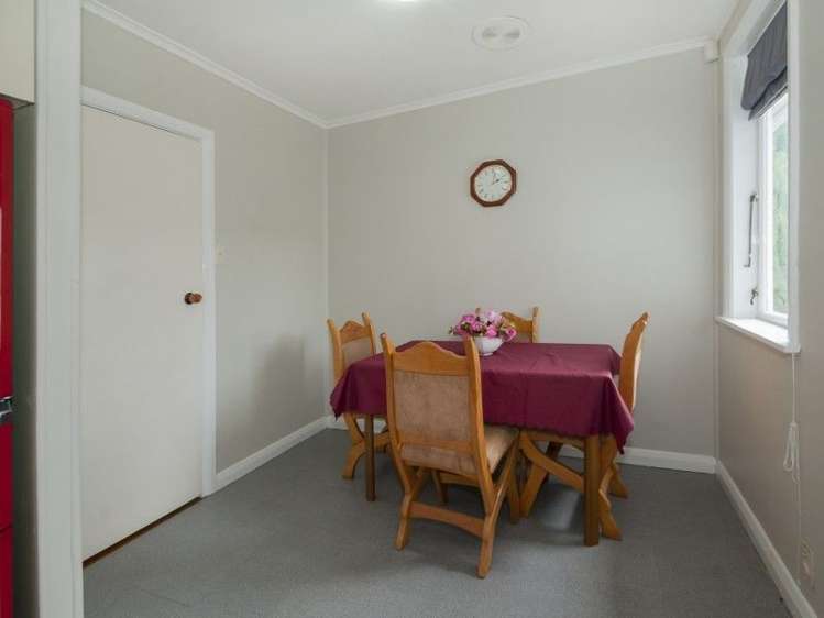 12 Hollard Grove Avalon_5