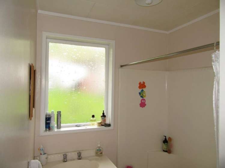 327 Hokianga Harbour Drive Omapere_19