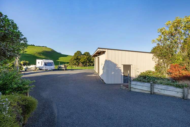 192 Hauroto Bay Road Raglan_35