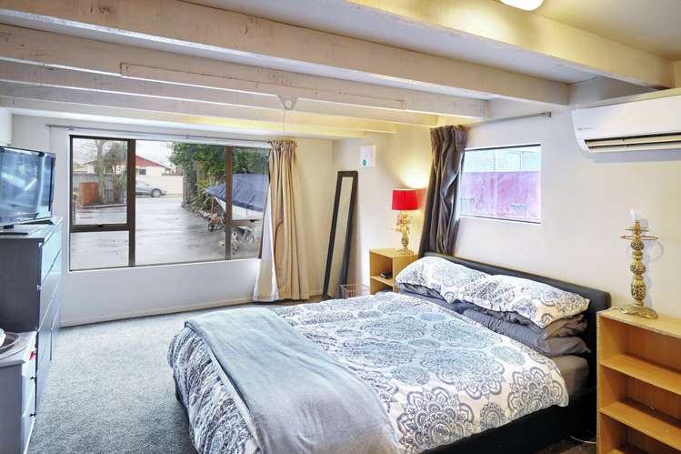 9 Saint Lukes Street Woolston_17