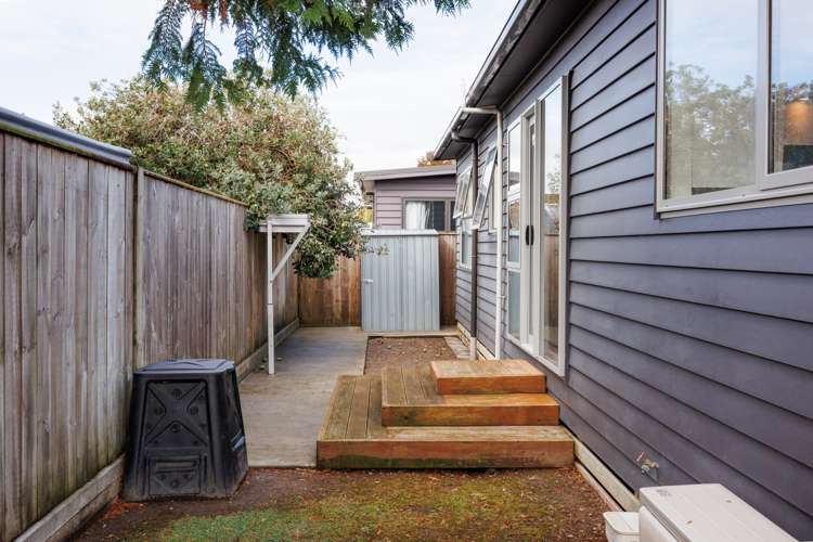 56 Exeter Crescent Takaro_15