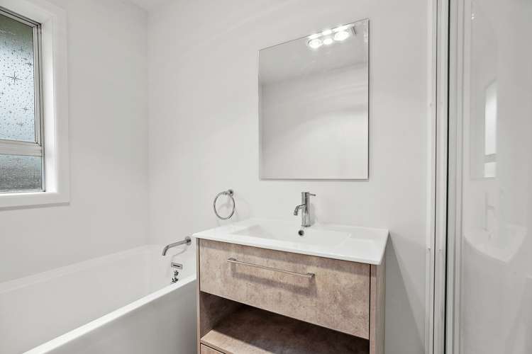 103 Main North Road Otorohanga_19