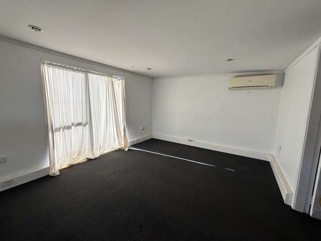 13 Waiu Street Wainuiomata_4