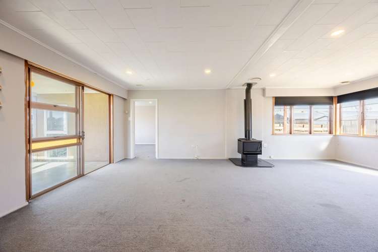 805 Park Road South Akina_19