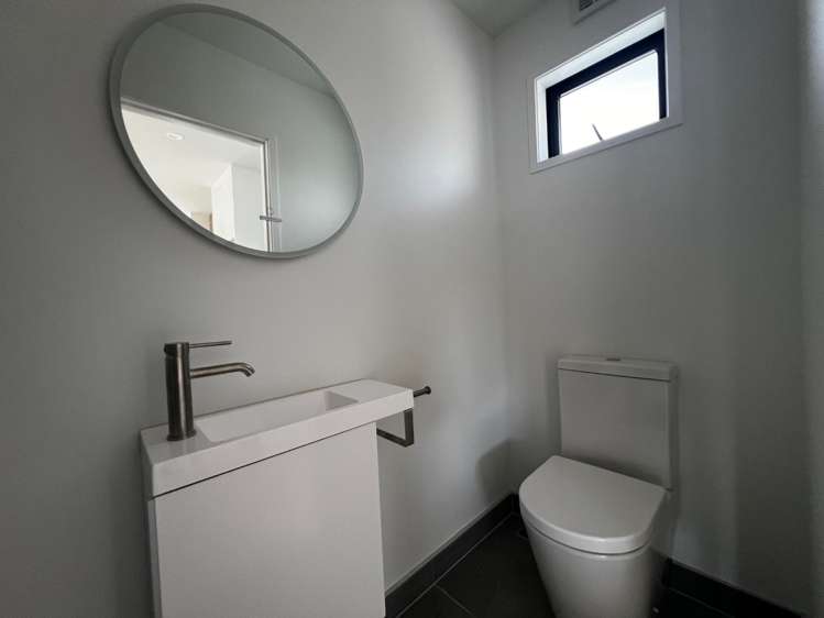 1/21 Divich Avenue Te Atatu South_10