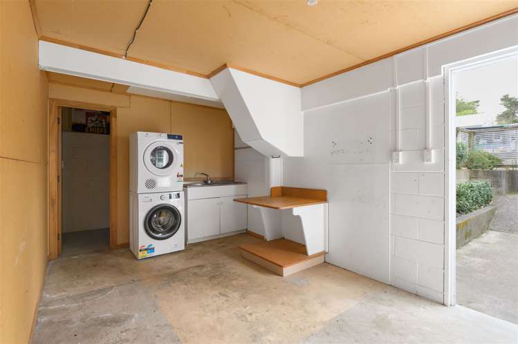 54 Carlyle Avenue Chartwell_18