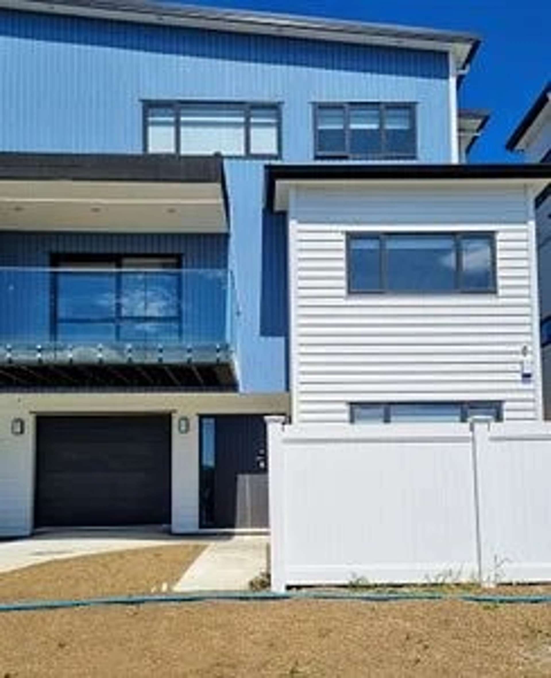 2/2 Marion Avenue Mount Roskill_0
