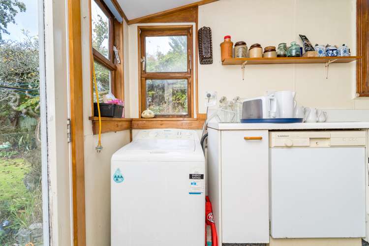 6 Crown Street North East Valley_16