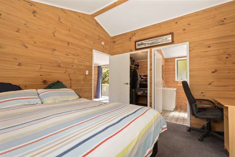 1 Lowry Heights Stokes Valley_8