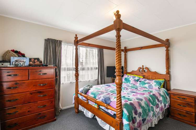 5b Pureora Place Clendon Park_7