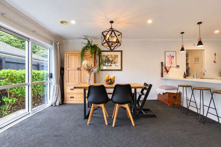 12 Conniston Way Pyes Pa_18