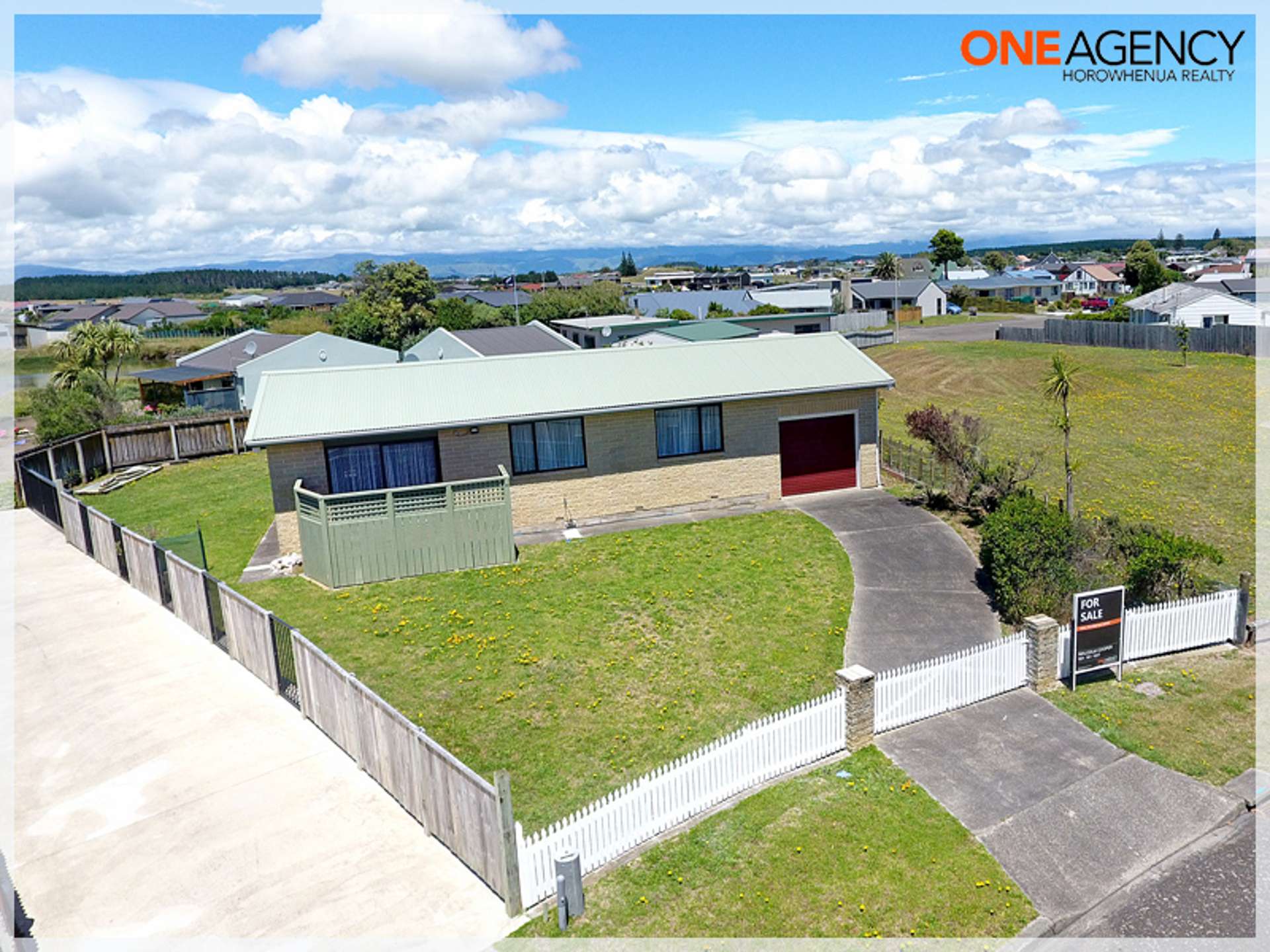 32 Hennessey Street East Foxton Beach_0