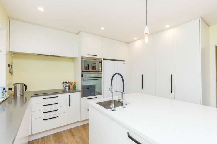 30 Forest Hill Road Henderson_6