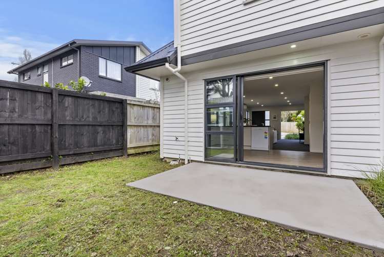7a Mavis Place Beach Haven_11