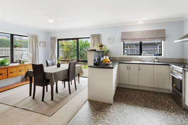 56 Pebble Beach Boulevard Kamo_2