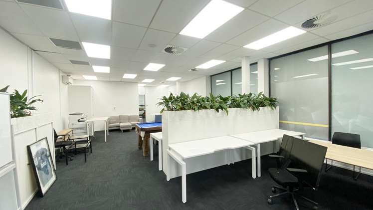 Shop 4/110 Devonport Road Tauranga Central_6