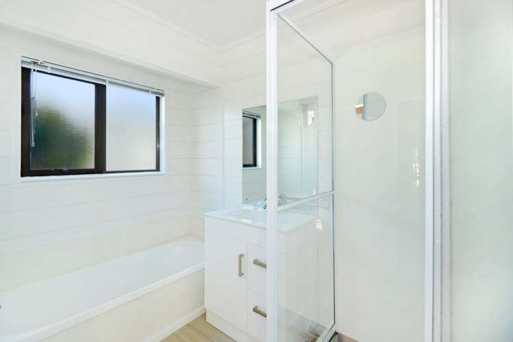 880 East Coast Road Northcross_19