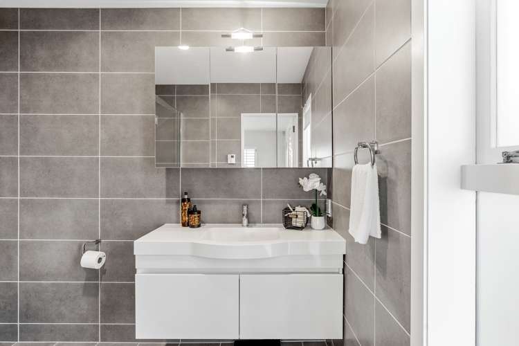 18 Tizard Road Birkenhead_14