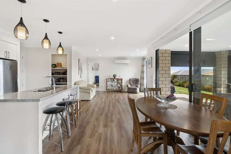 6 Damien Place Ohauiti_10