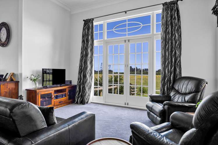 137a Lower Taumaha Road Manutahi_22