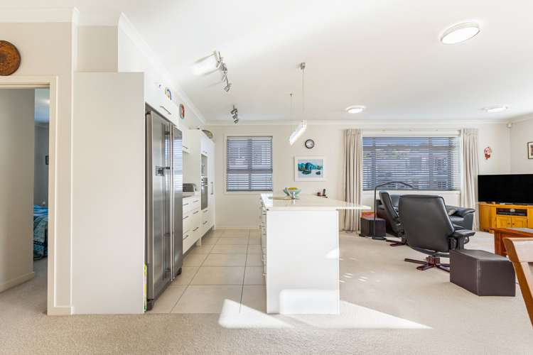 86 Eaves Bush Parade Orewa_8