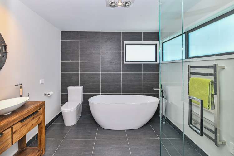 13a Goble Road Clarks Beach_14