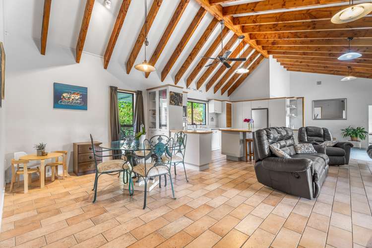 253 Whitford Road Whitford_10