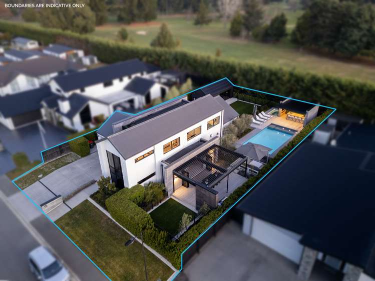 29 Carnaveron Drive Lincoln_31